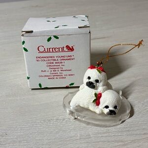Current Endangered Young’uns Seal Pup Ornament Vintage 1993 Holiday Collectible